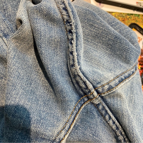 *Last month* Vintage Levi’s 505 - Picture 13 of 16